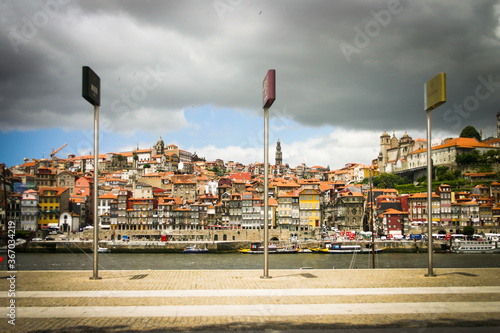 Beautiful view of Rio Douroo in Oporto, Portugal