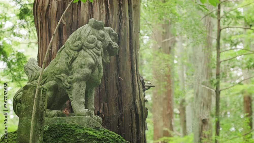 寺院の石像 寺院の石像
