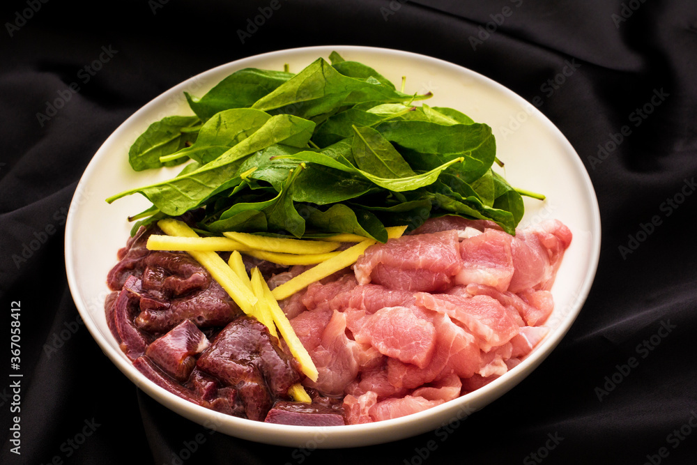 Pork liver lean meat medlar soup ingredients static