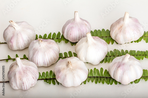 Close-up of garlic and garlic
