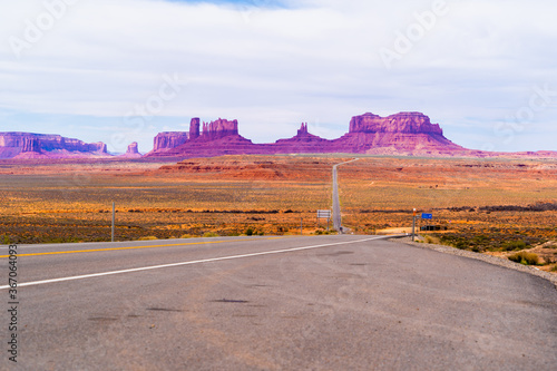 Monument Valley seen from the Forrest Gump point