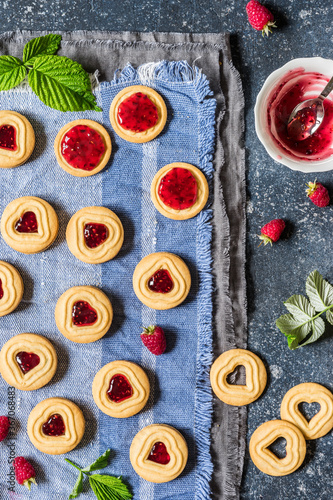 Butter Cookies with Raspberry Filling