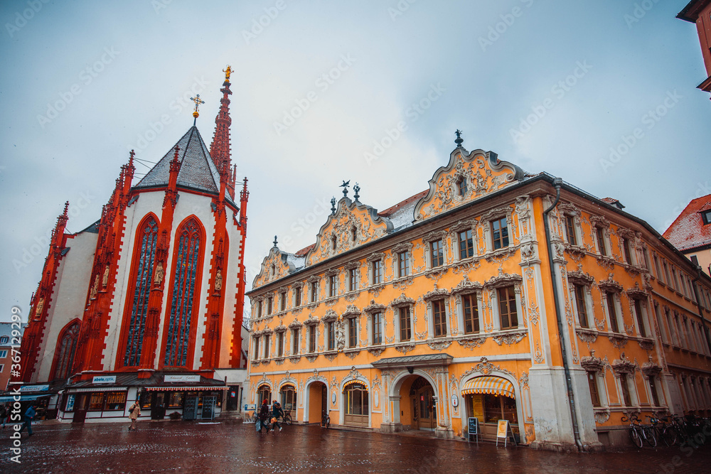 Fototapeta premium Marienkapelle (Mary's Chapel) in Wurzburg - Germany