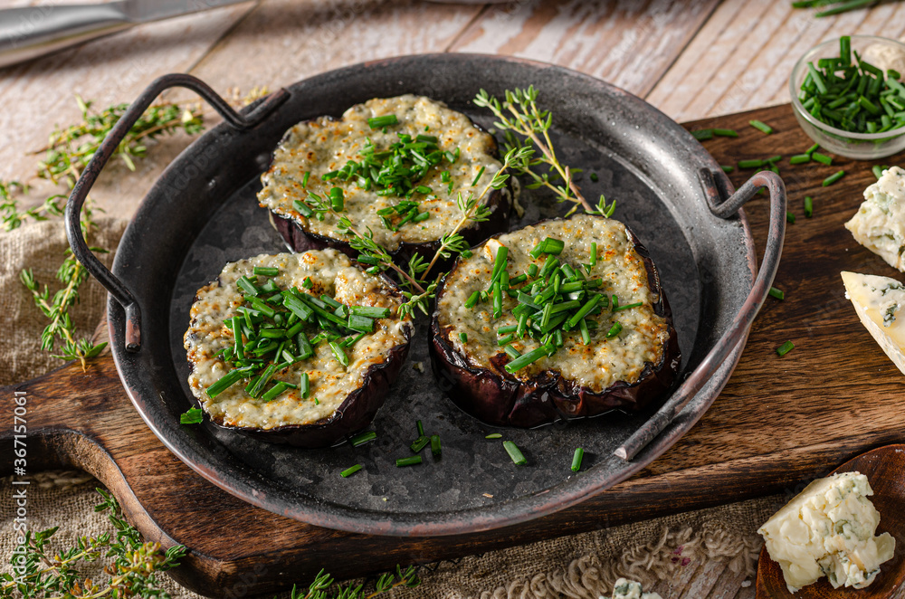 Delicious eggplant baked with cheese Delicious eggplant baked with cheese