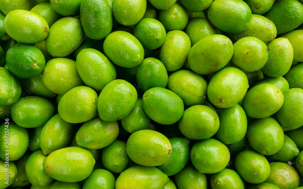 Local high quality organic raw lemon . Local high quality organic raw lemon .