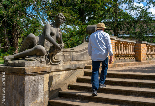 historische Statue