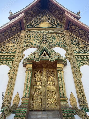Porte du palais royal à Luang Prabang, Laos