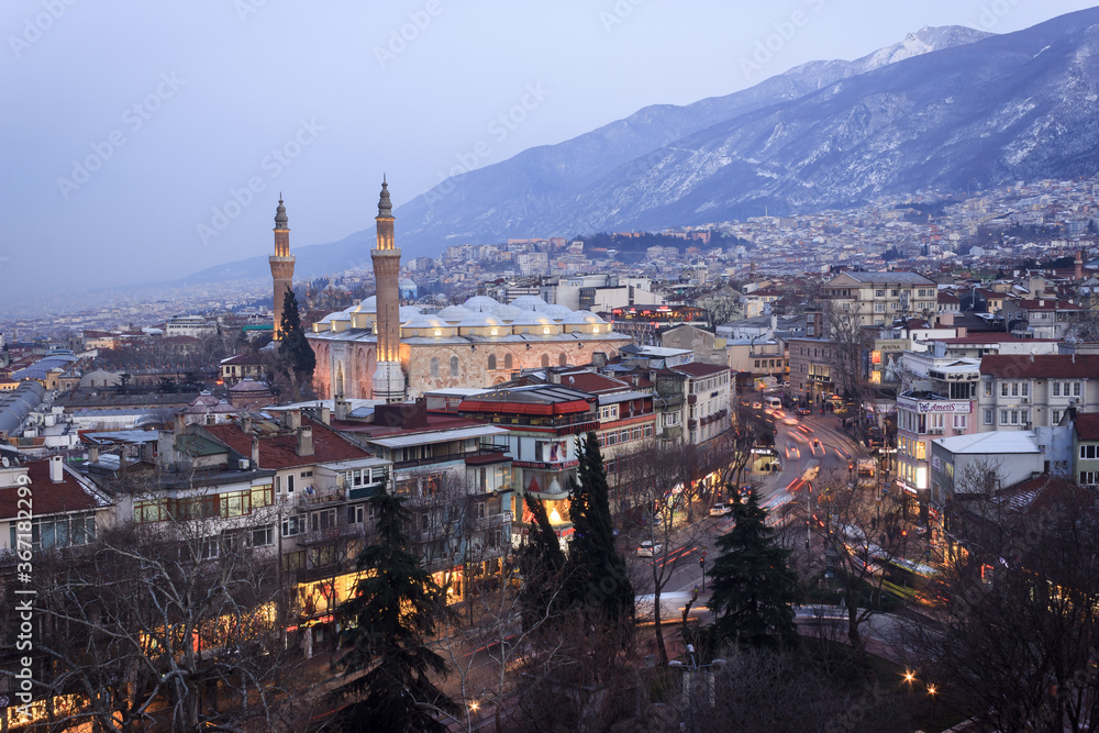 Fototapeta premium Historical Grand Mosque (Ulucami), Uludag and night city view.