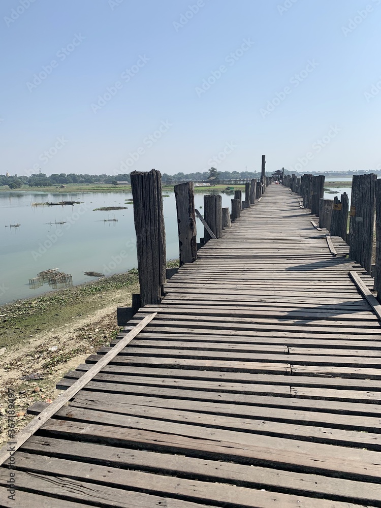 Pont en teck d'U Bein à Amarapura, Myanamar