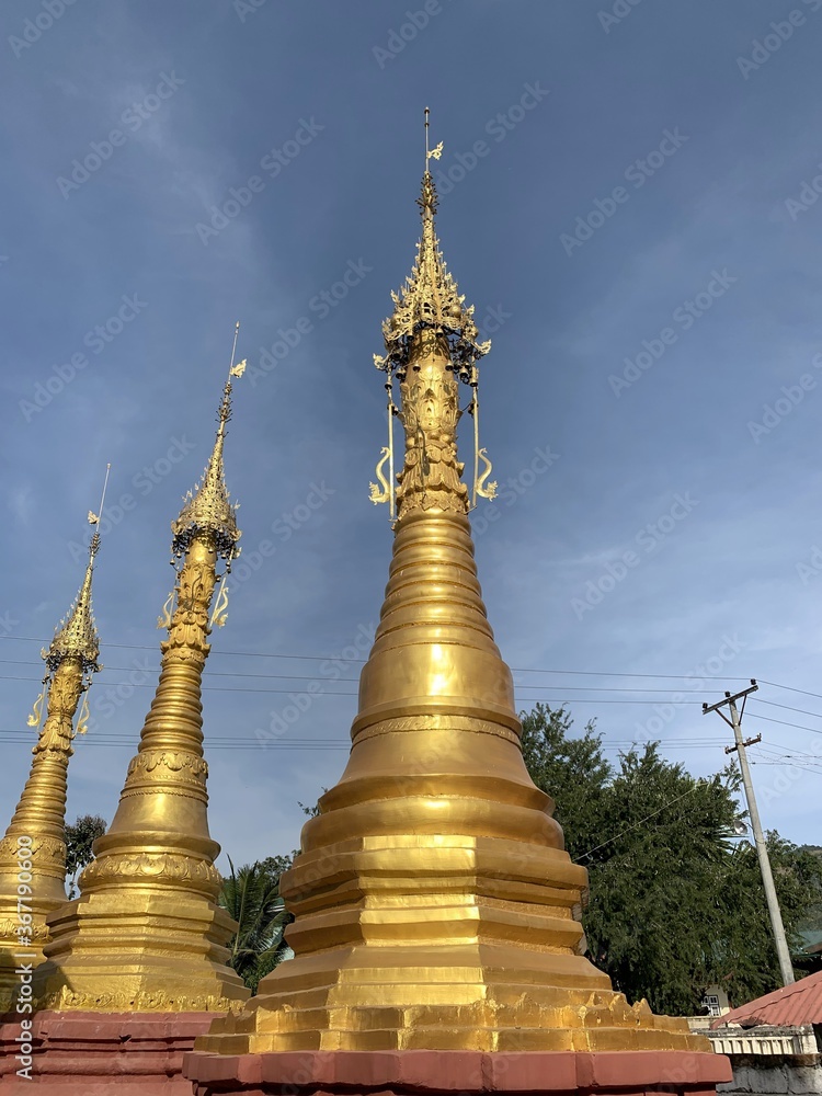 Fototapeta premium Temple au lac Inle, Myanmar