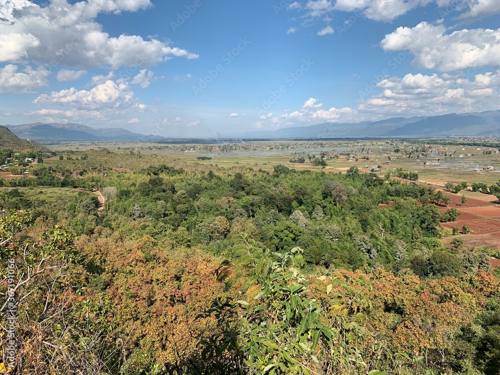 Fototapeta premium Paysage rural au lac Inle, Myanmar