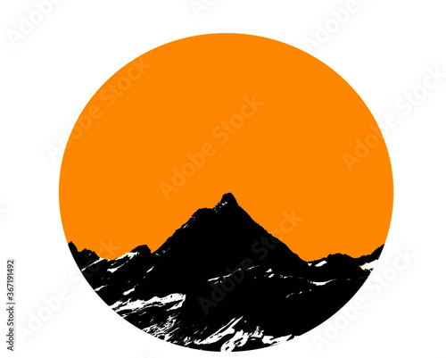 Monte Cervino logo icona stock con sfondo arancione -panorama montagne in controluce