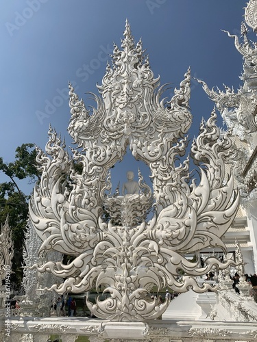 Temple blanc ou Wat Rong Khun à Chiang Rai, Thaïlande © Atlantis