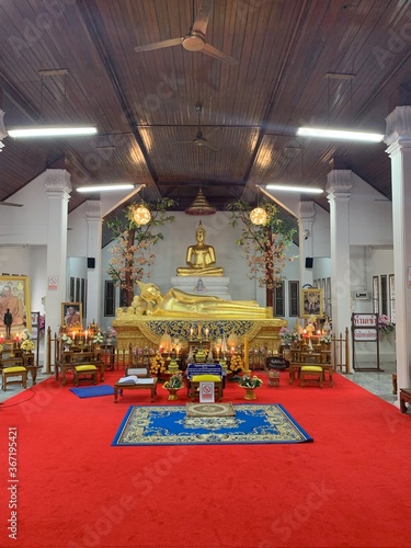 Autel d'un temple à Sukhothaï, Thaïlande © Atlantis