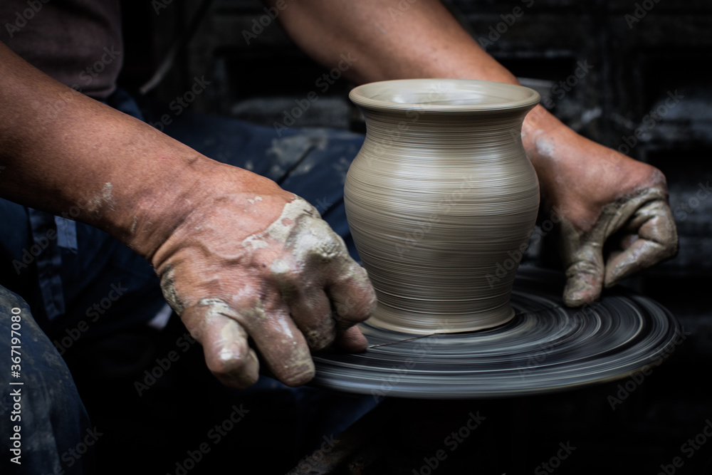 potter at work potter at work