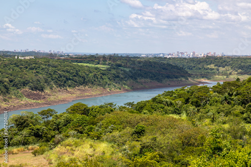 Fototapeta Naklejka Na Ścianę i Meble -  Parana river with Ciudade del Leste and Foz do Iguacu