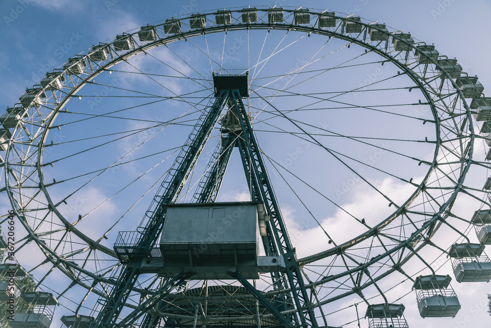 Big Ferris wheel installed in Izmailovsky Park in Moscow