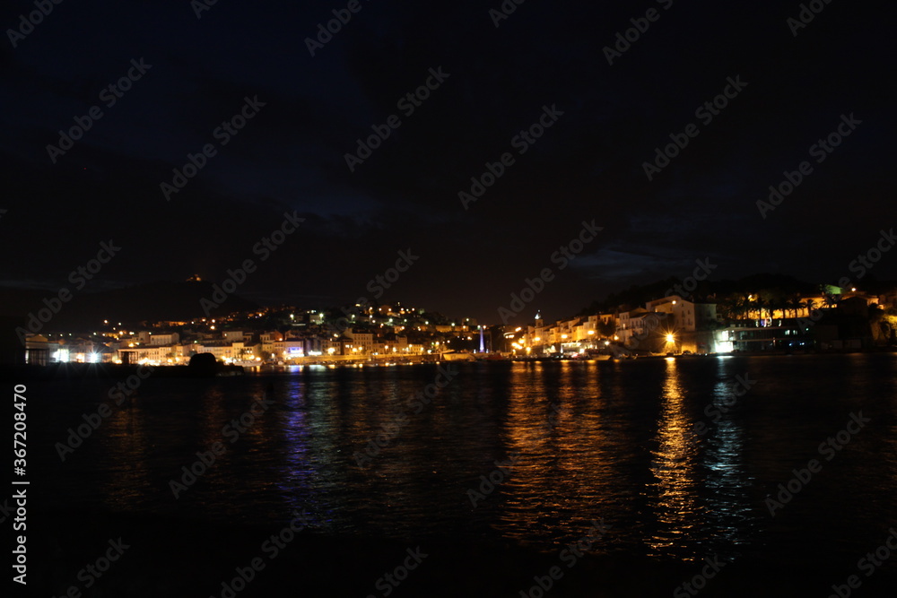 Hafen in der Nacht