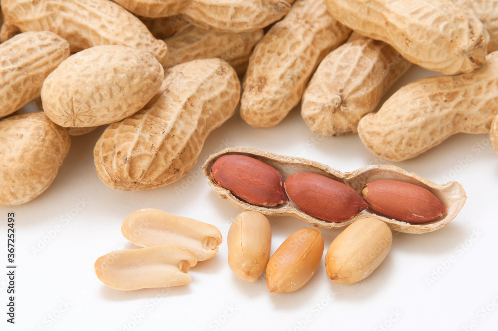 Peanuts Peanuts
