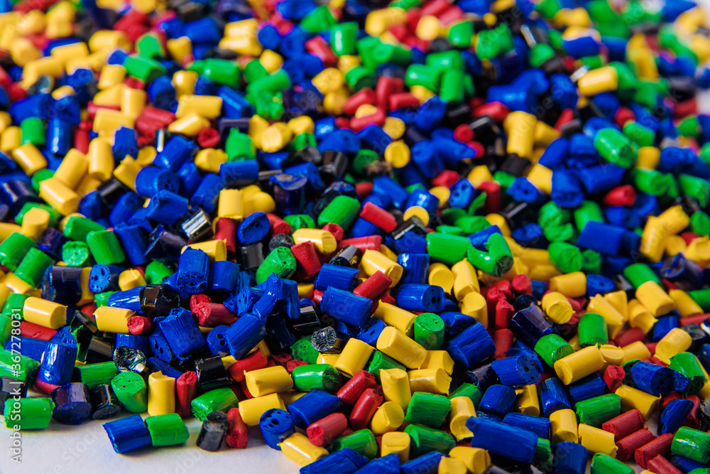 Plastic granules Plastic granules
