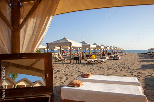 Forte dei Marmi, la spiaggia e gli stabilimenti balneari in estate