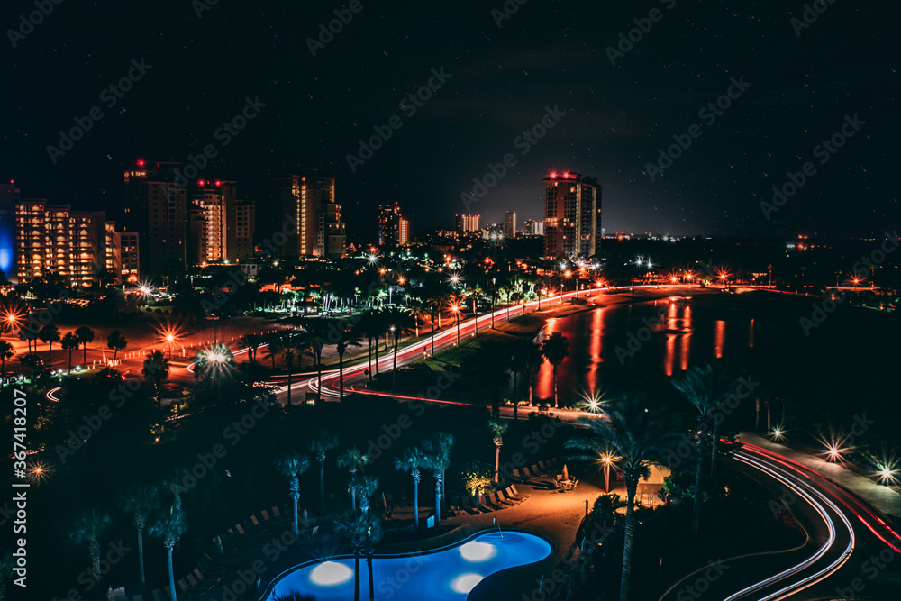 Fototapeta premium Long Exposure with Traffic in the City