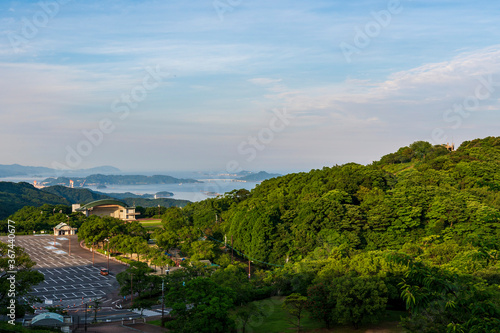 長崎県長崎市 早朝の稲佐山公園から島々を望む風景