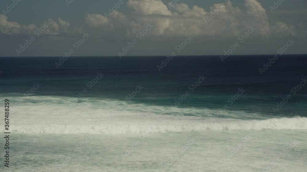 4k-24p. Amazing ocean landscape