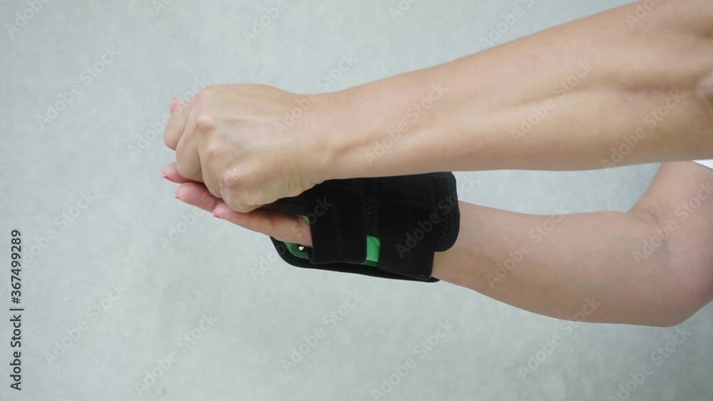 wrist brace, medical, hand, support, health, hurt, impaired, tunnel