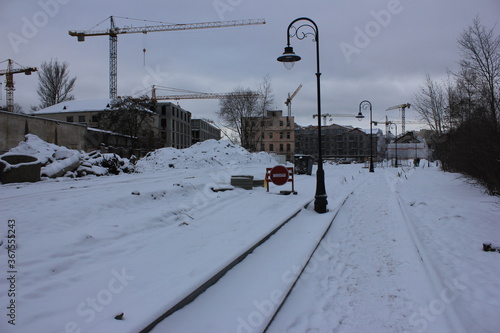 Uncleaned pedestrian path near the construction site 