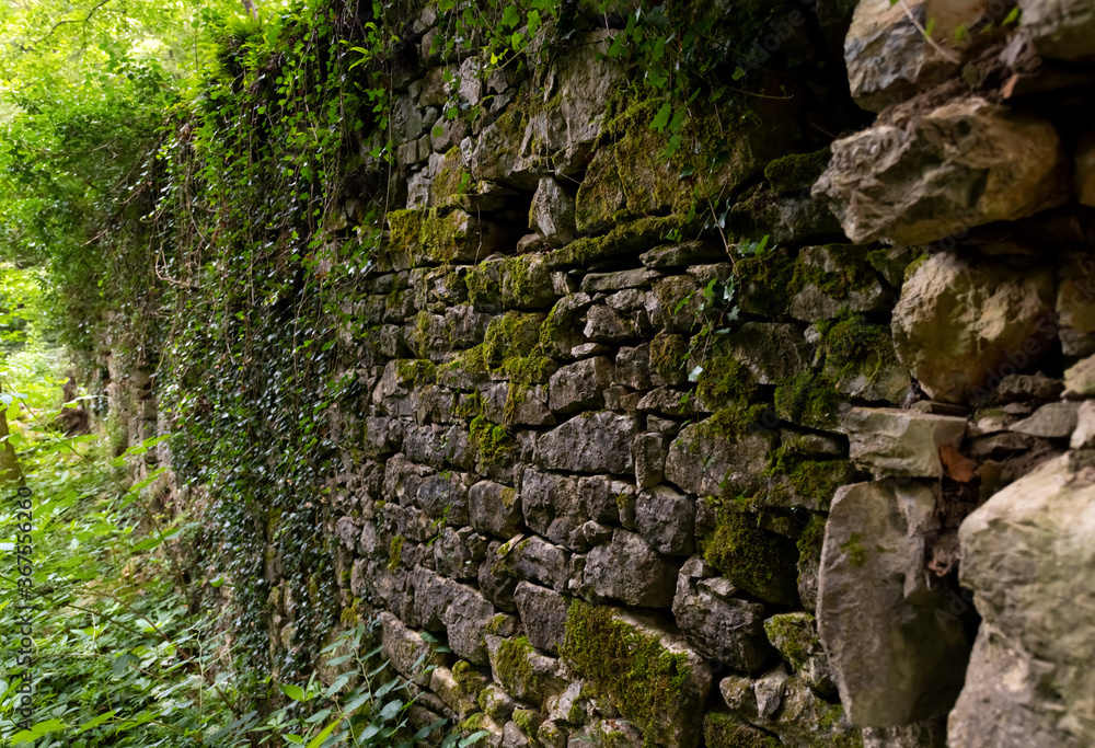 Mauer Bruchstein Hintergrund Ruine verlassen Gemäuer Vegetation Lost Place Wald Unkraut Ranken Efeu Moos Trockenmauer Slowenien Reka Idyll Mühle Hof Grundmauern Wanderweg Natur Bauwerk Geschichte Mauer Bruchstein Hintergrund Ruine verlassen Gemäuer Vegetation Lost Place Wald Unkraut Ranken Efeu Moos Trockenmauer Slowenien Reka Idyll Mühle Hof Grundmauern Wanderweg Natur Bauwerk Geschichte