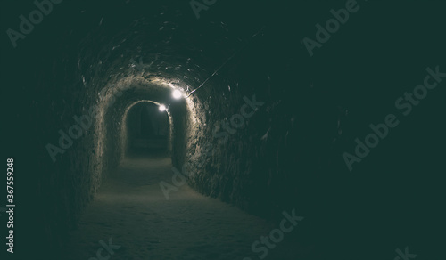 The dark tunnel in the catacomb