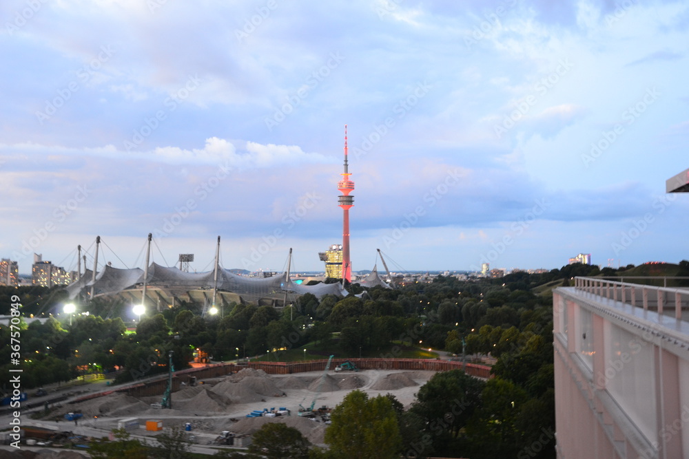 Fototapeta premium Olympiaturm München 