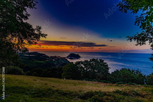 Puesta de sol desde Zarautz al ratón de Getaria