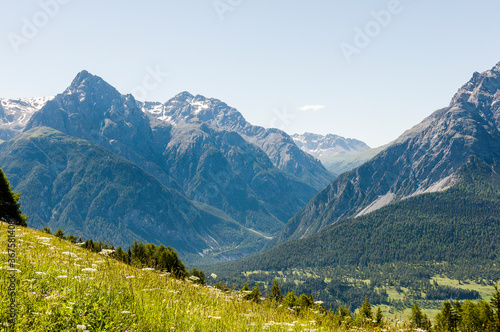 Ftan  Tarasp  Unterengadin  Bergdorf  Vulpera  Wanderweg  Alpen  Engadin  Innschlucht  Inn  Fluss  Graub  nden  Sommer  Schweiz