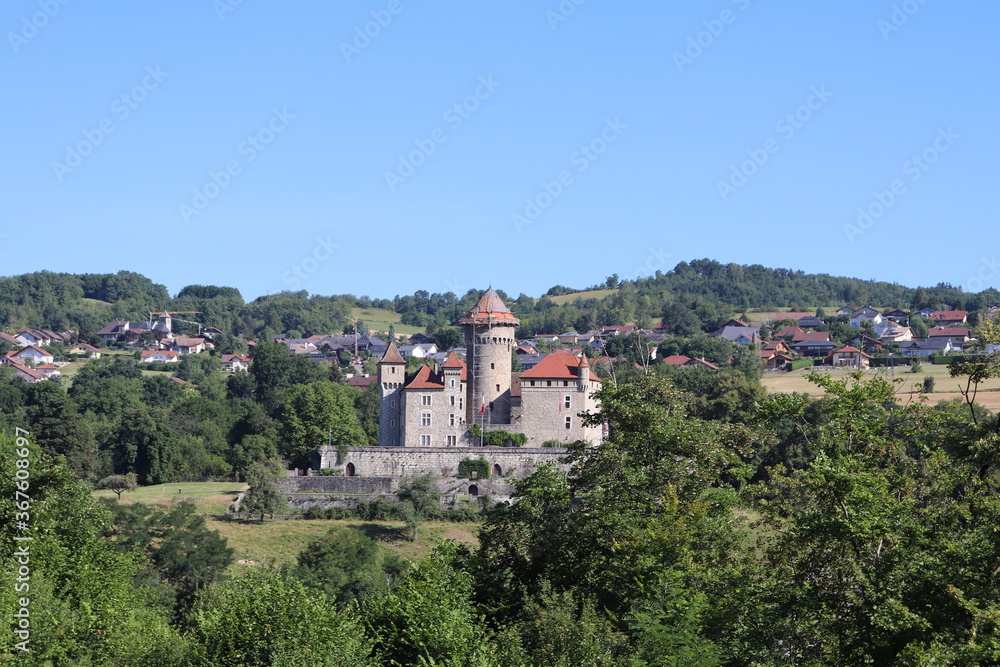 Le château de Montrottier vu de l'extérieur, ville de Lovagny, département de Haute Savoie, France 