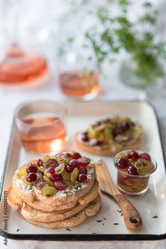Pickled Grapes Toast or Crostini with Cream Cheese. Rose Wine Pairing