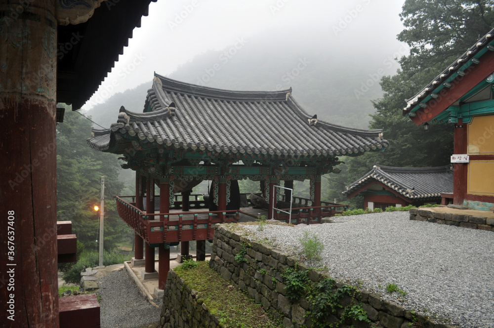 Obraz premium South Korea Janggoksa Buddhist Temple