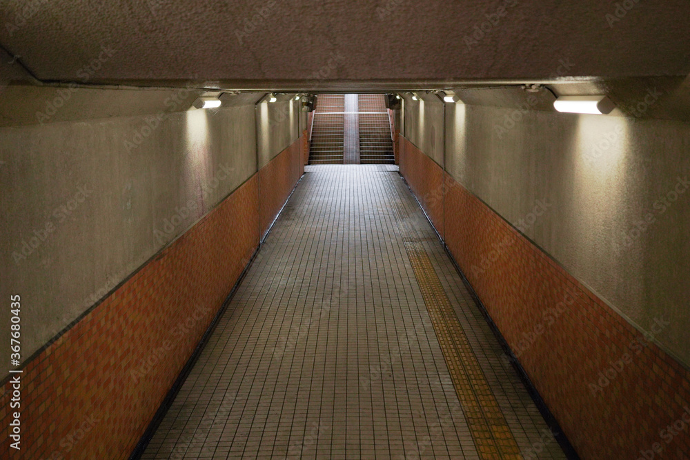 地下道
地下道