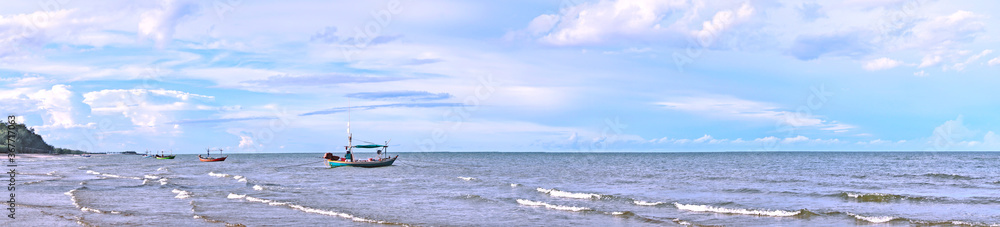 Widescreen sea and blue sky background
