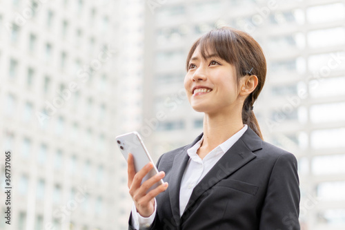 美しい女性 Free Download 美しい女性 - GFXLoad