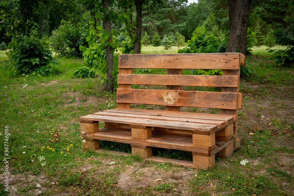Outdoor furniture made from wood pallets Outdoor furniture made from wood pallets