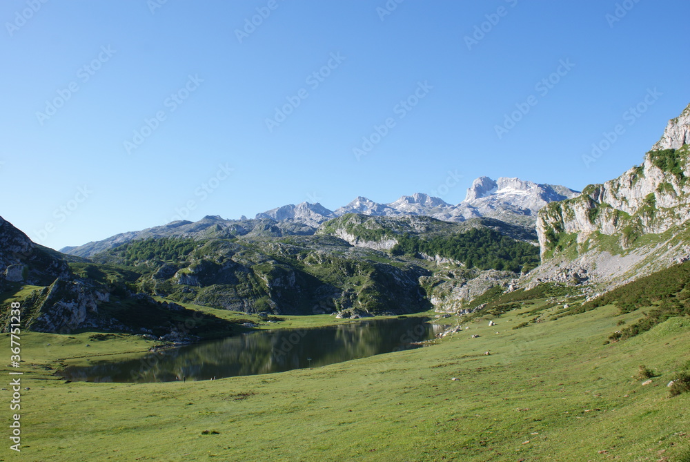 Lagos de covadonga en los Picos de Europa