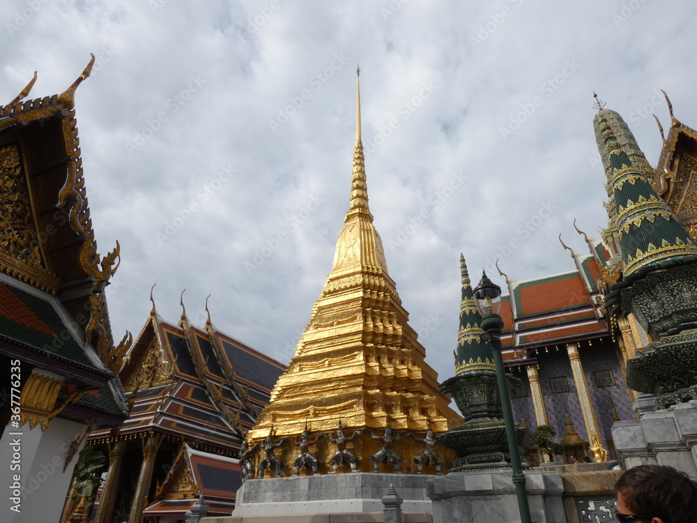 Churches and pagodas, Phra Kaew temple