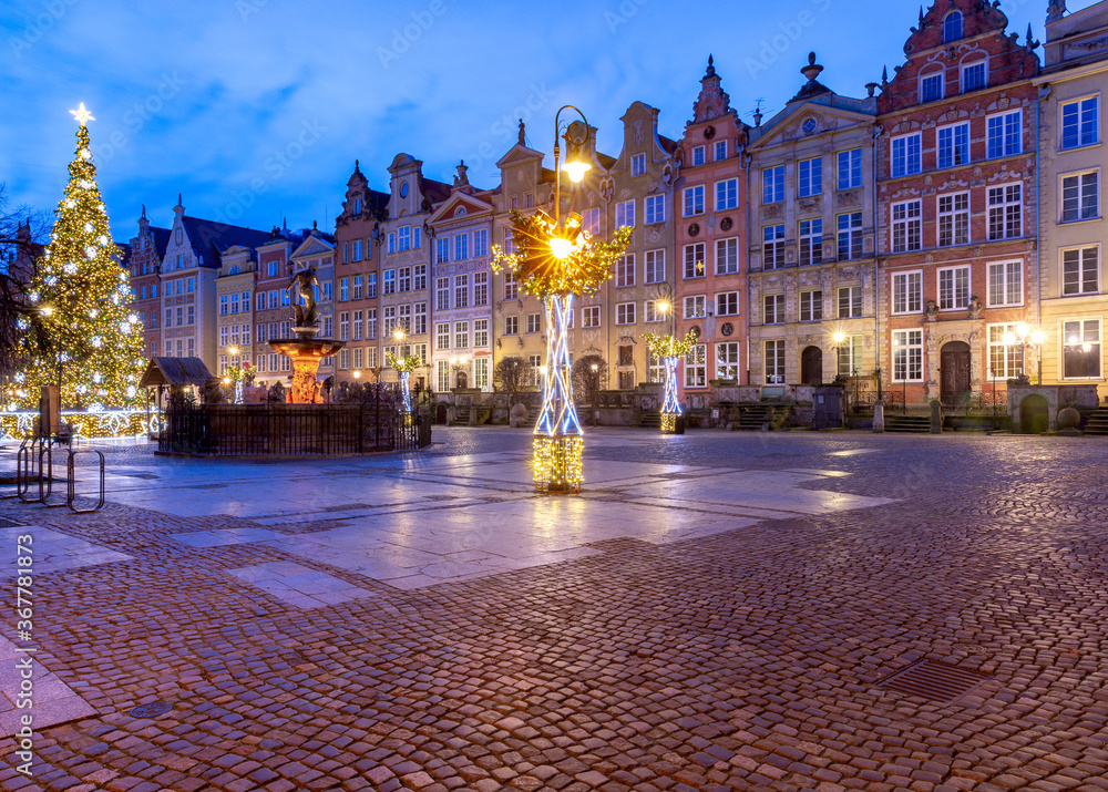 Gdansk. Long market for christmas.