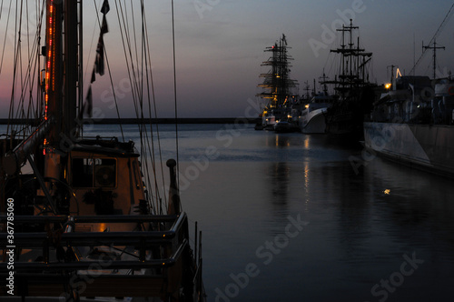 Fototapeta Naklejka Na Ścianę i Meble -  Port w Gdyni