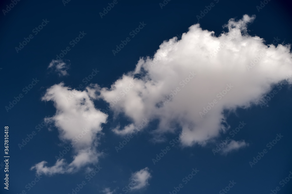 Cumulus clouds look like fluffy, white cotton balls in the sky........ Cumulus clouds look like fluffy, white cotton balls in the sky........