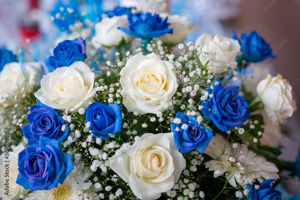 bouquet of blue and pink roses bouquet of blue and pink roses