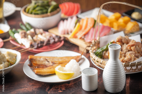 japanese sake with izakaya style food