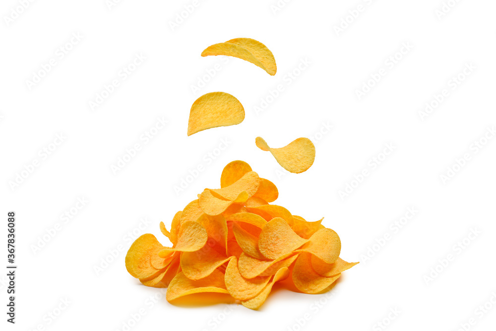 Naklejka premium Potato chips isolated on white background.